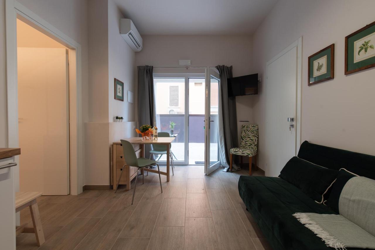 Tenuta Tre Gemme A Mare - Suite Salvia เปสการา ภายนอก รูปภาพ